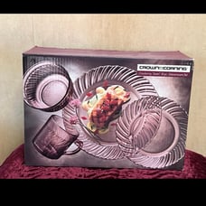 VINTAGE 1990’s CROWN CORNING 16 PIECE SWIRL DINNERWARE SET