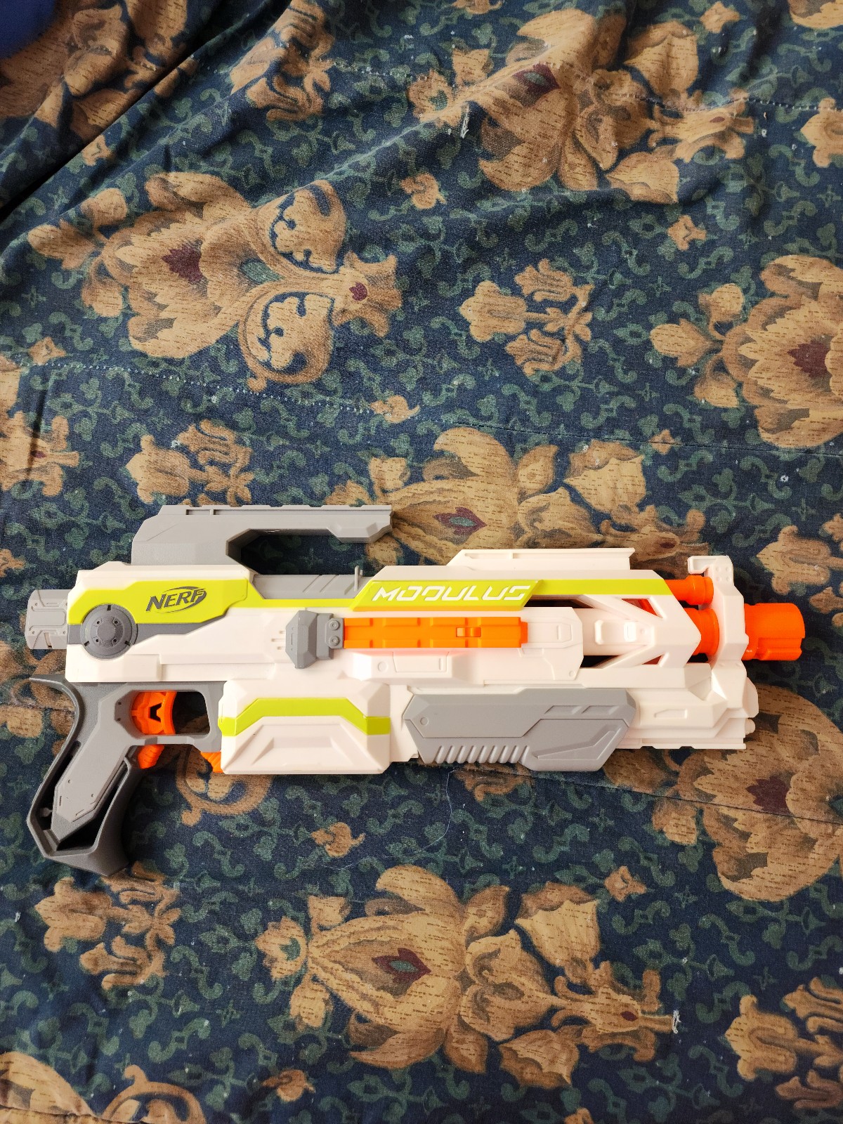 Nerf Modulus Gun with accessories
