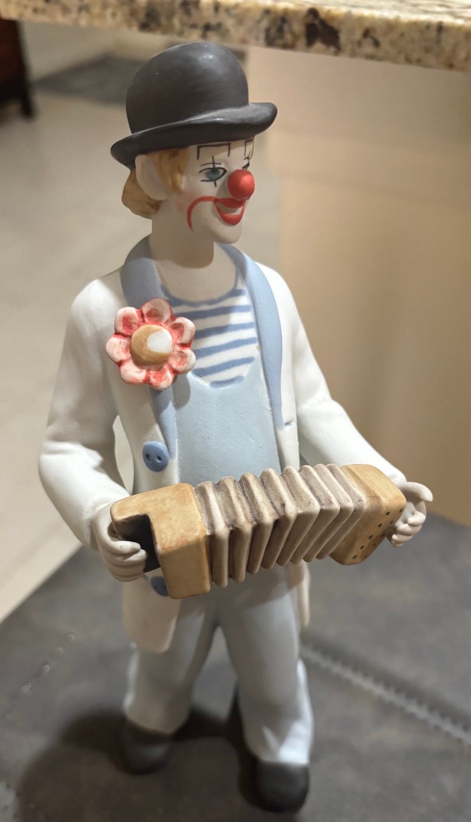 Clown figures LLADRO, ROYAL DAULTON, NADAL 4 Pieces