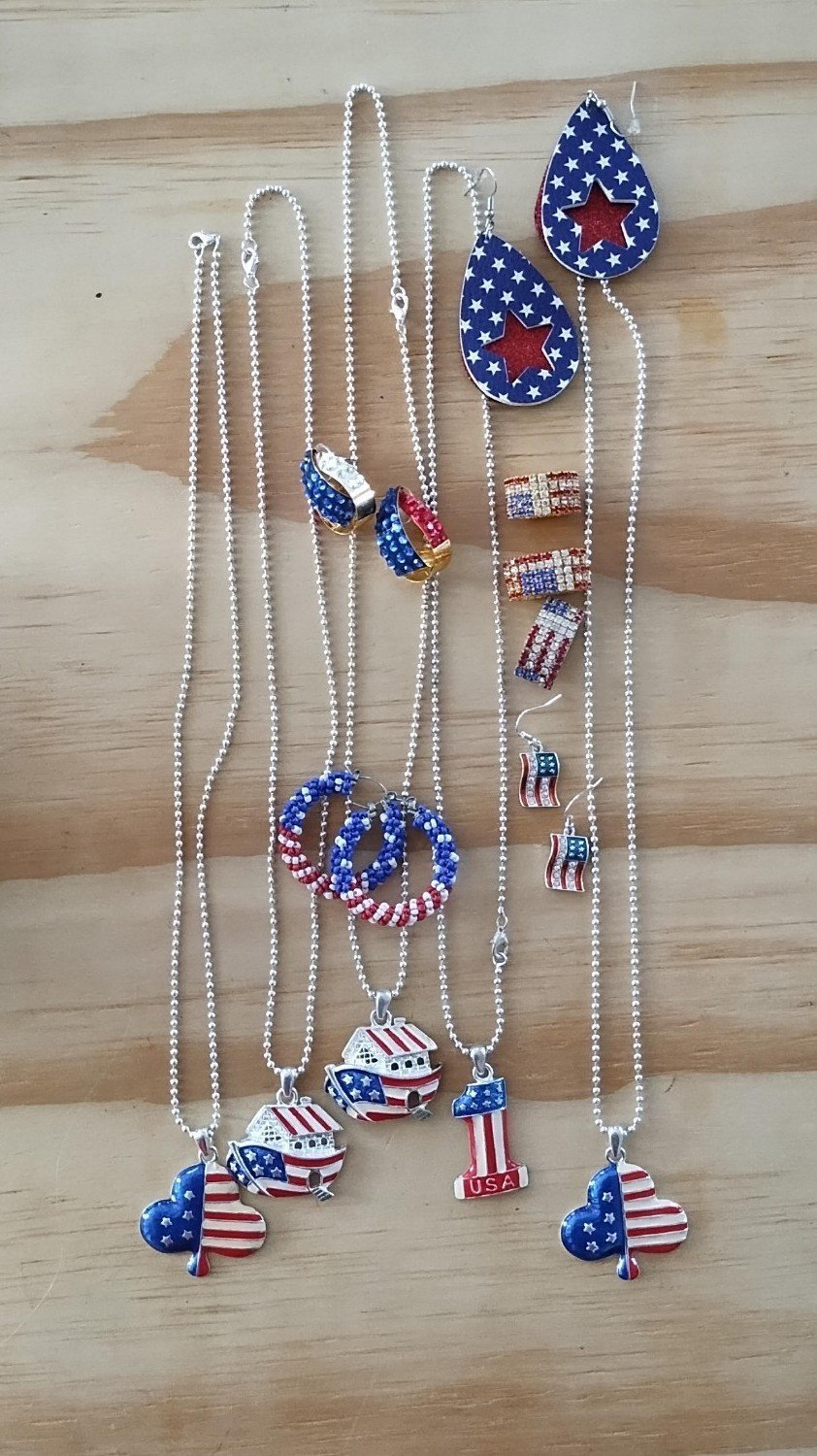 USA jewelry lot (12) pieces