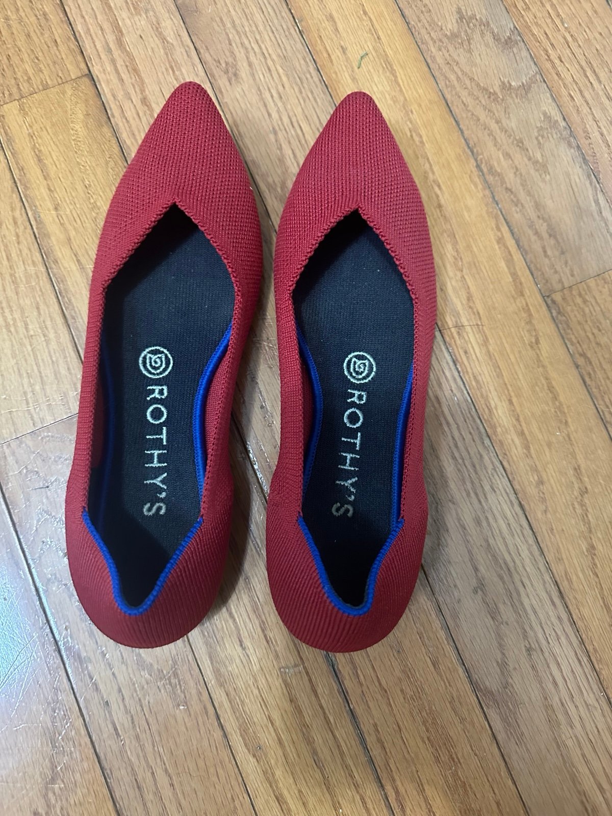 Rothy's size 7W red pointed toe flats