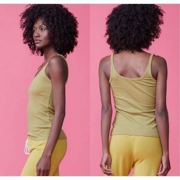 NWT Monrow Rib Strappy Tank Size XS Green Avocado Willow Ribbed