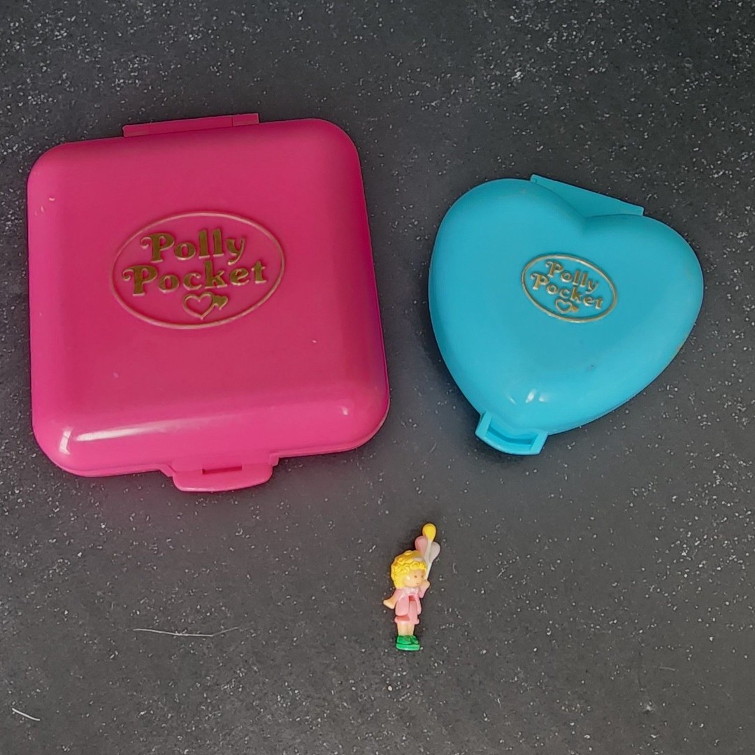 Two vintage Bluebird Polly Pockets playsets with dolls