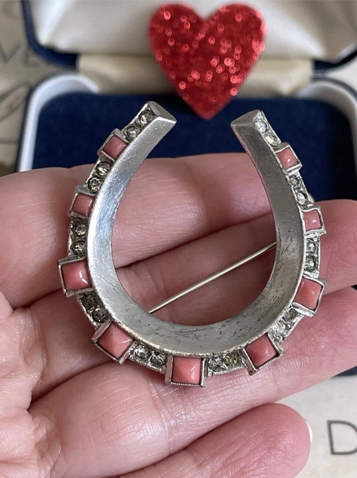 Trifari brooch horseshoe A Philippe vintage 1950s Rhinestones pave signet