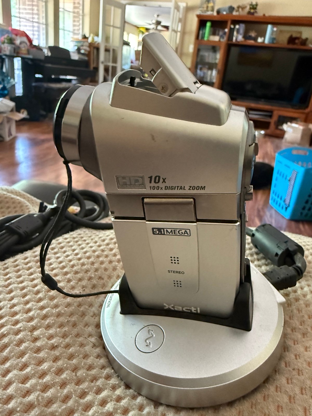 Sanyo Xacti VPC-HD1A Digital Movie Camera Tested Working Sold As Is!