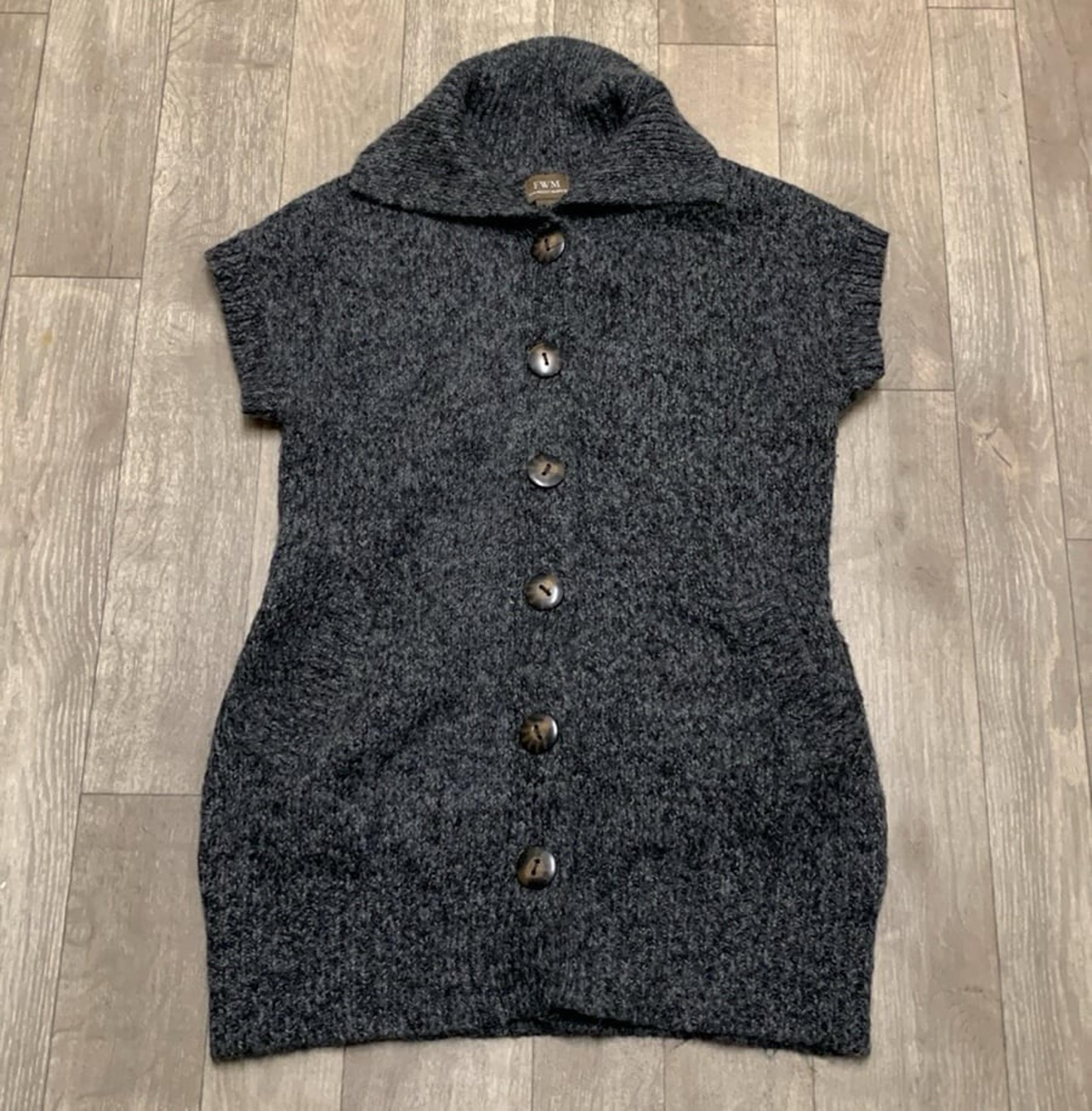 FWM Fenn Wright Manson Wool Alpaca Blend Button Up Sleeveless Cowl Neck Sweater