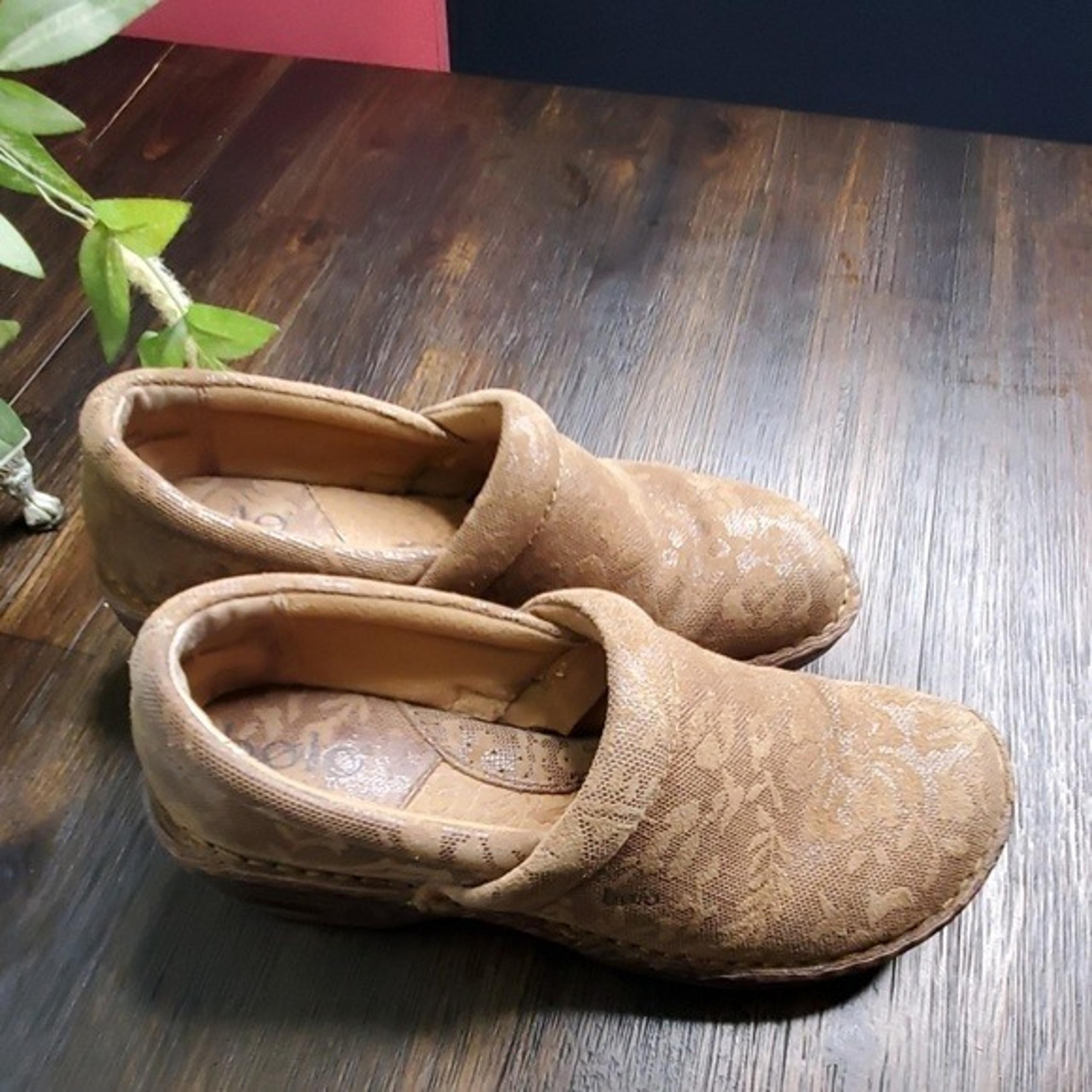 BOLO brown suede mule 7/38