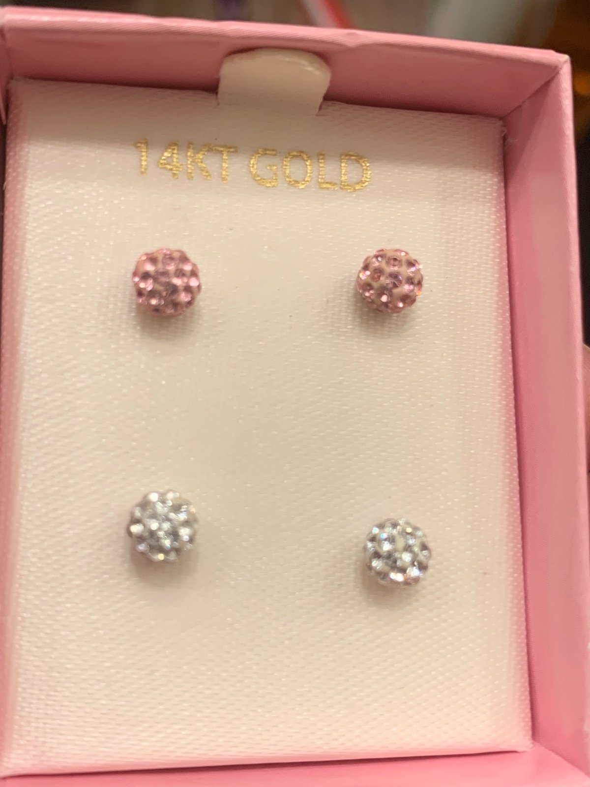 14k Gold Stud