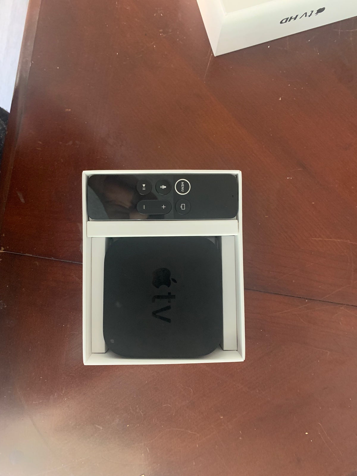 Amazon.com: Apple TV (32GB, 4th Generation) : Electronics