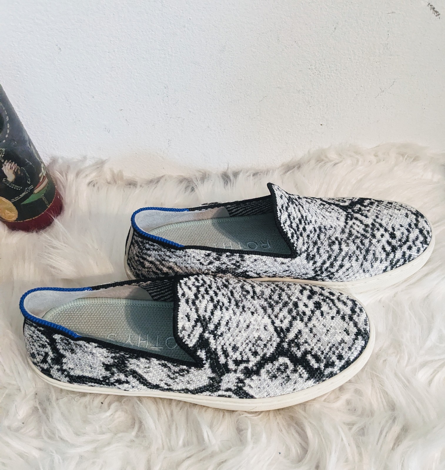 Rothy's Original Slip On Sneaker in Gray Knit Python 5.5