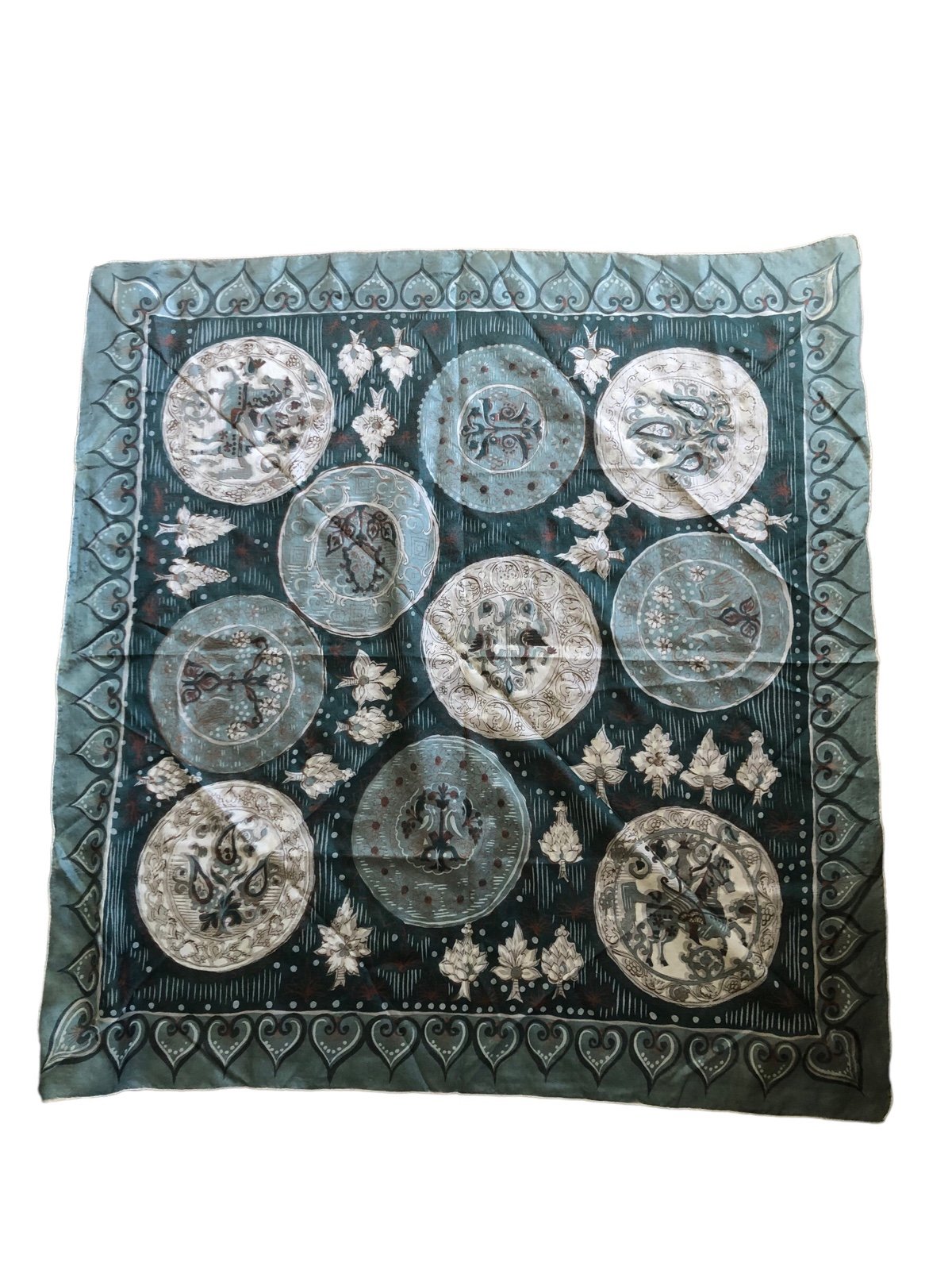 VTG Silk Hand Rolled Scarf European High Middle Ages Royalty Hearts 33X33”