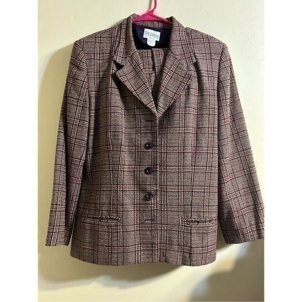 Vintage Liz Claiborne The Villager 2 piece wool blend skirt suit size 14