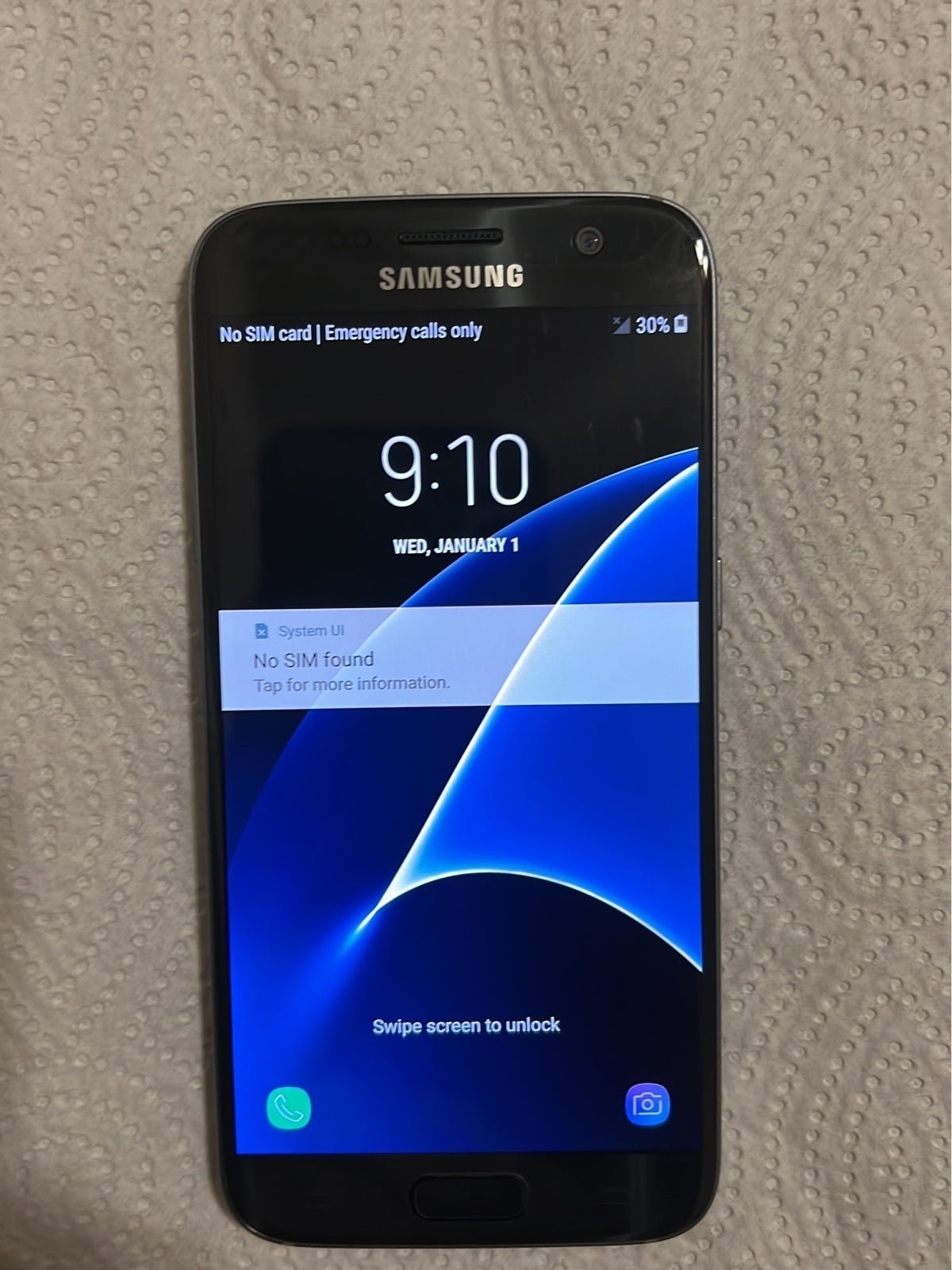 Samsung Galaxy S7 edge 32GB in Titanium Silver Unlocked