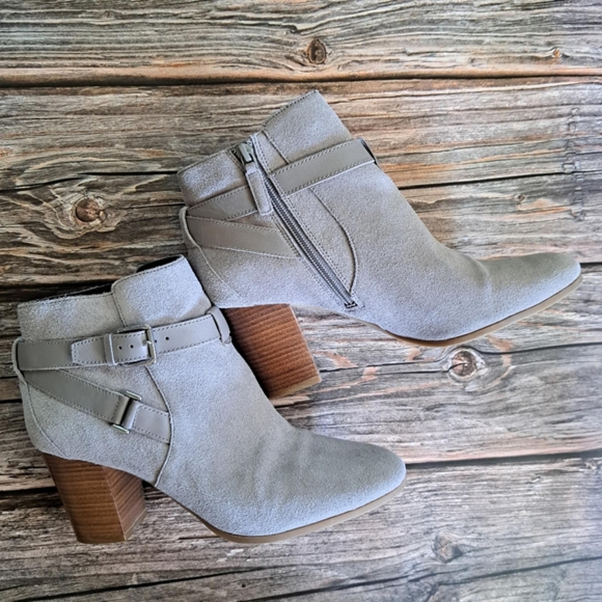 Women's Cole Haan Gray Ankle Boots Size 9.5