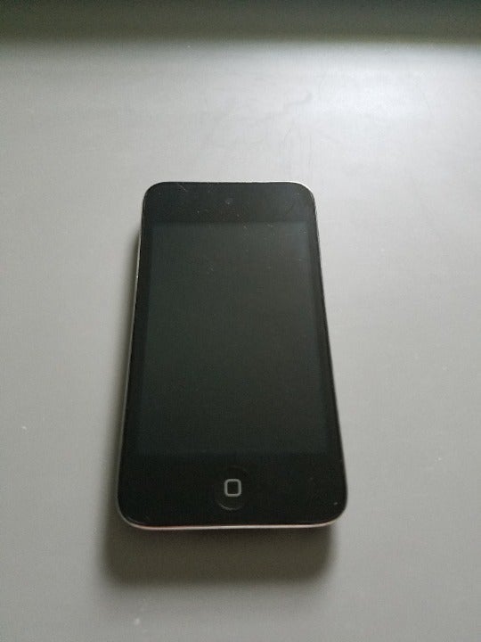 Silver iPod Touch 4th Generation 16GB