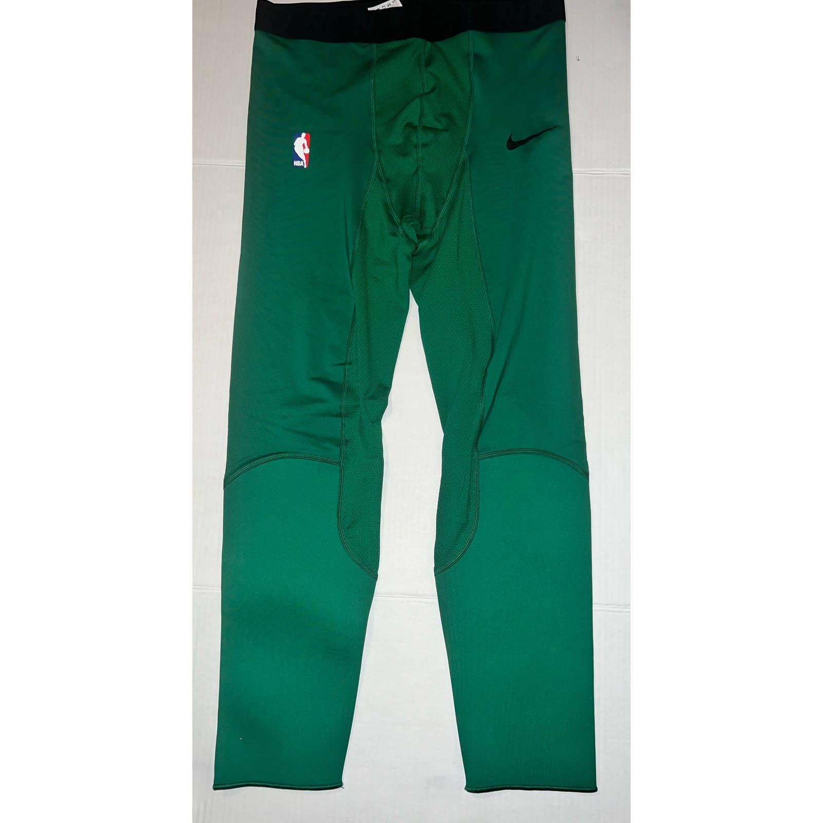 NIKE NBA PRO green Lightly padded compression tights pants. Men's size XL NWOT