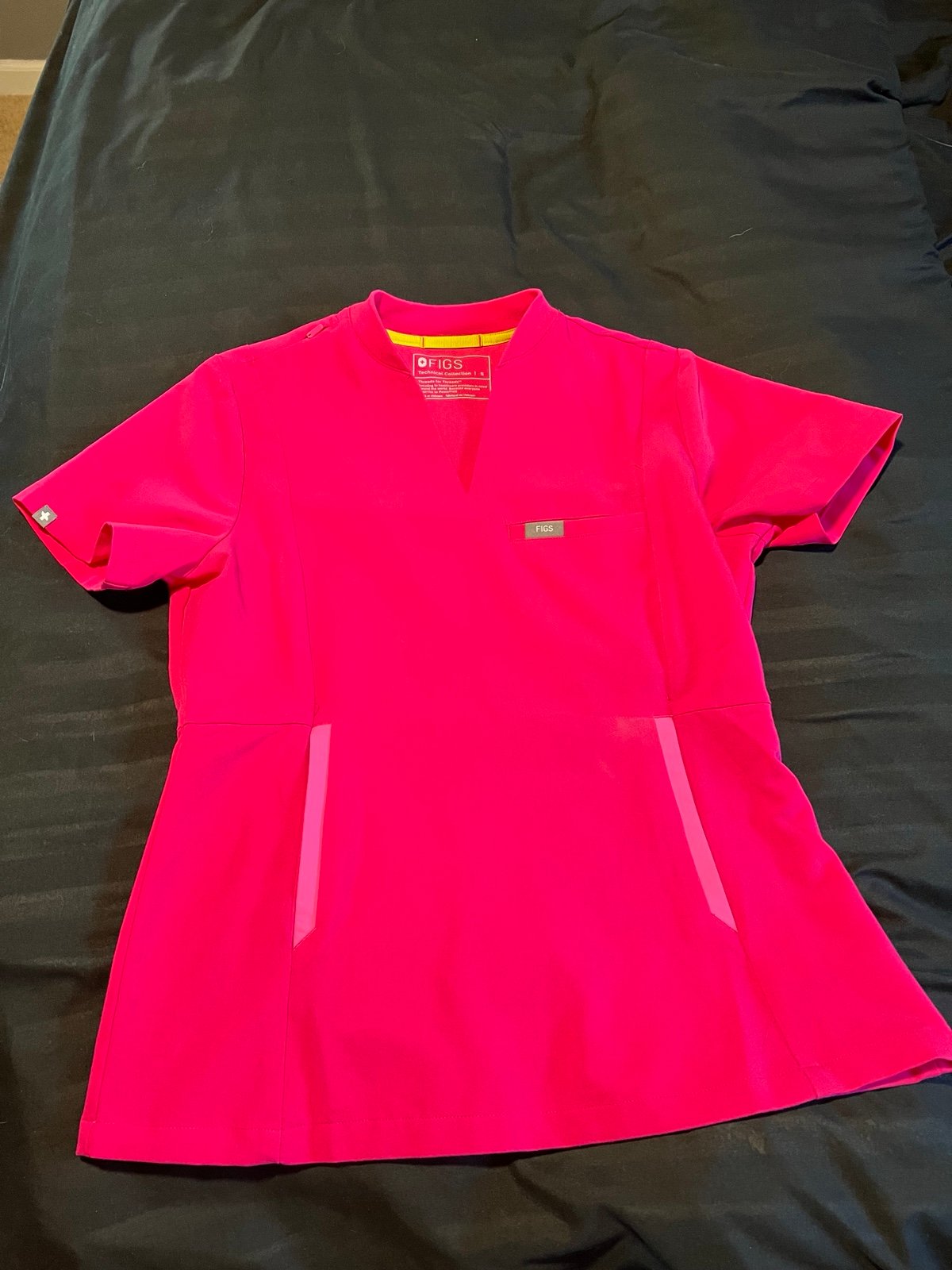 FIGS scrubs set