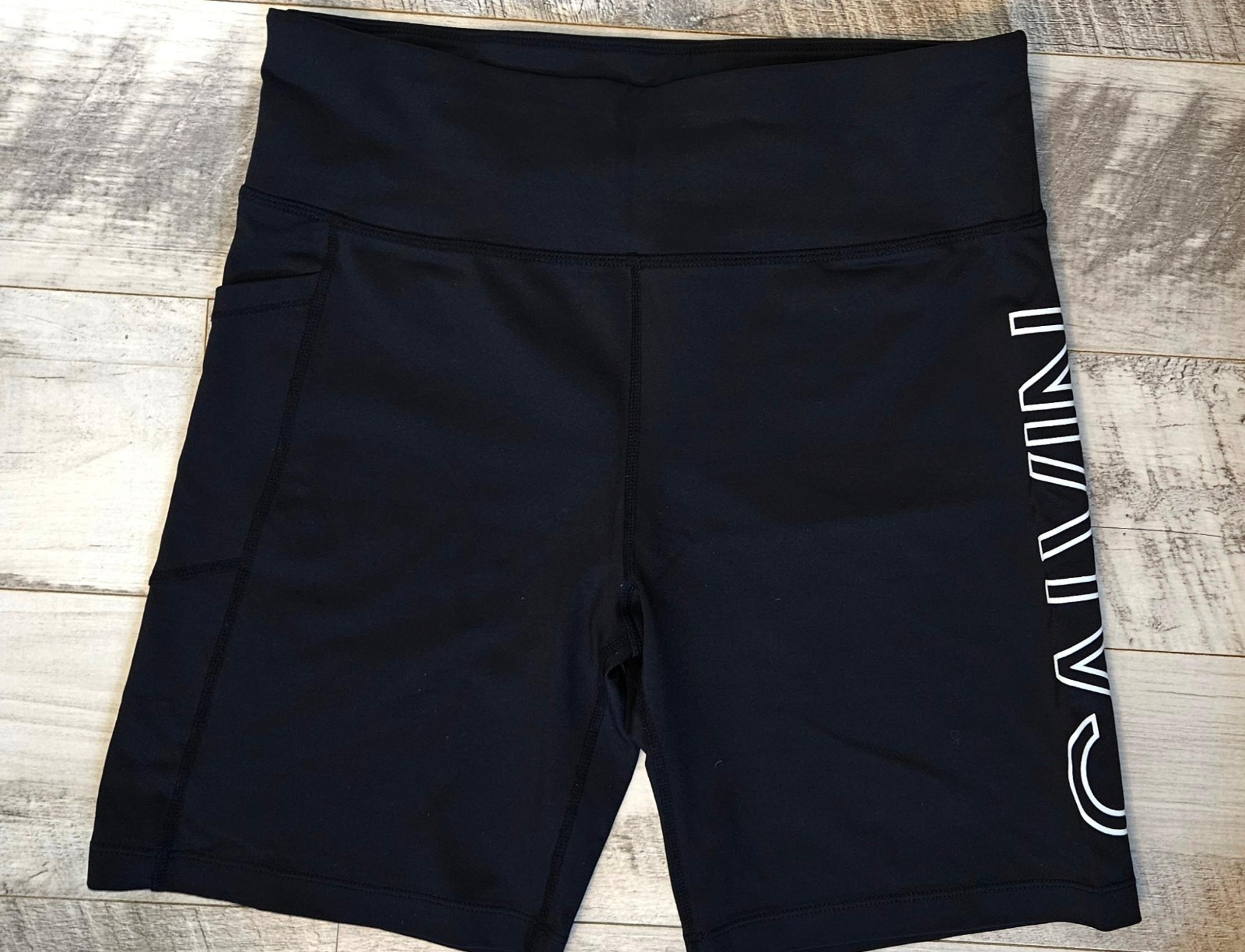 New Womens Calvin Klein size large 7" biker shorts NWT