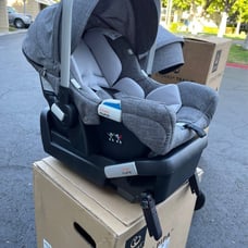 Stokke baby car seat