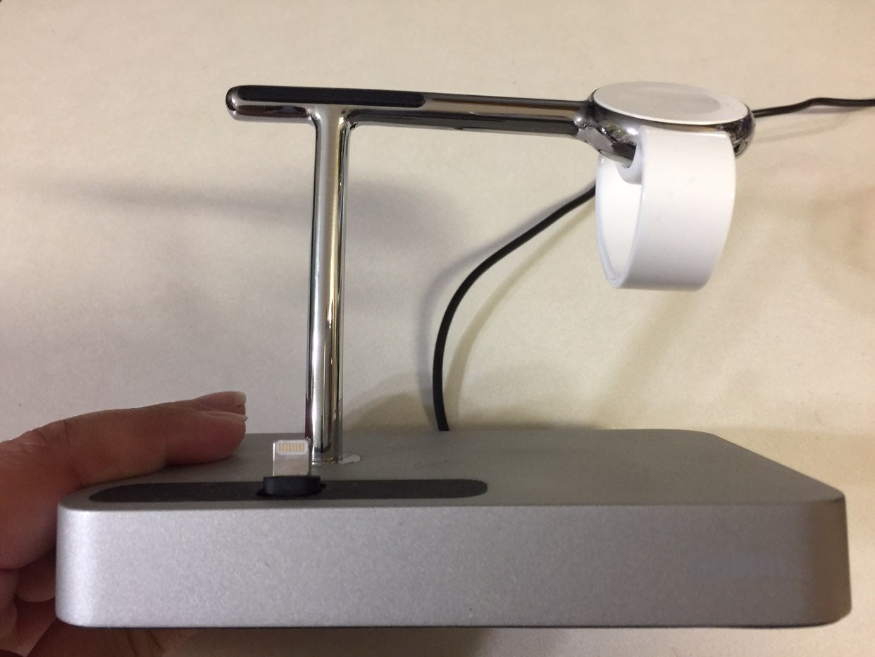 Belkin iPhone and watch docking station