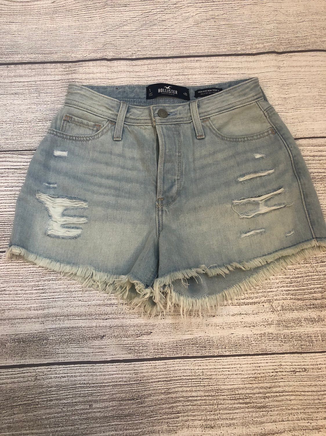 Hollister NEW High Rise ~MOM~ shorts sz 1/25 distressed