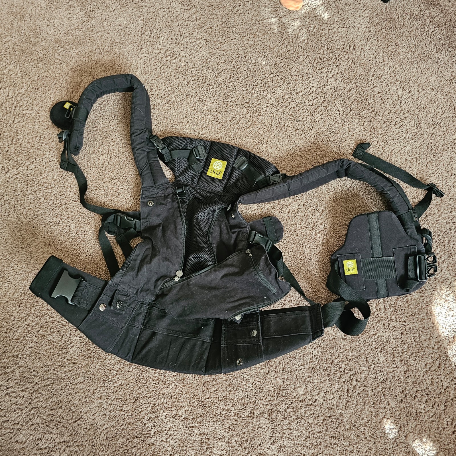 Lillebaby black sale
