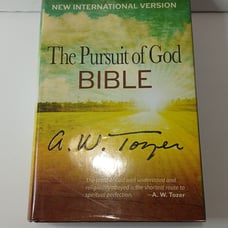 The Pursuit of God Bible by A. W. Tozer (2013, Hardcover)