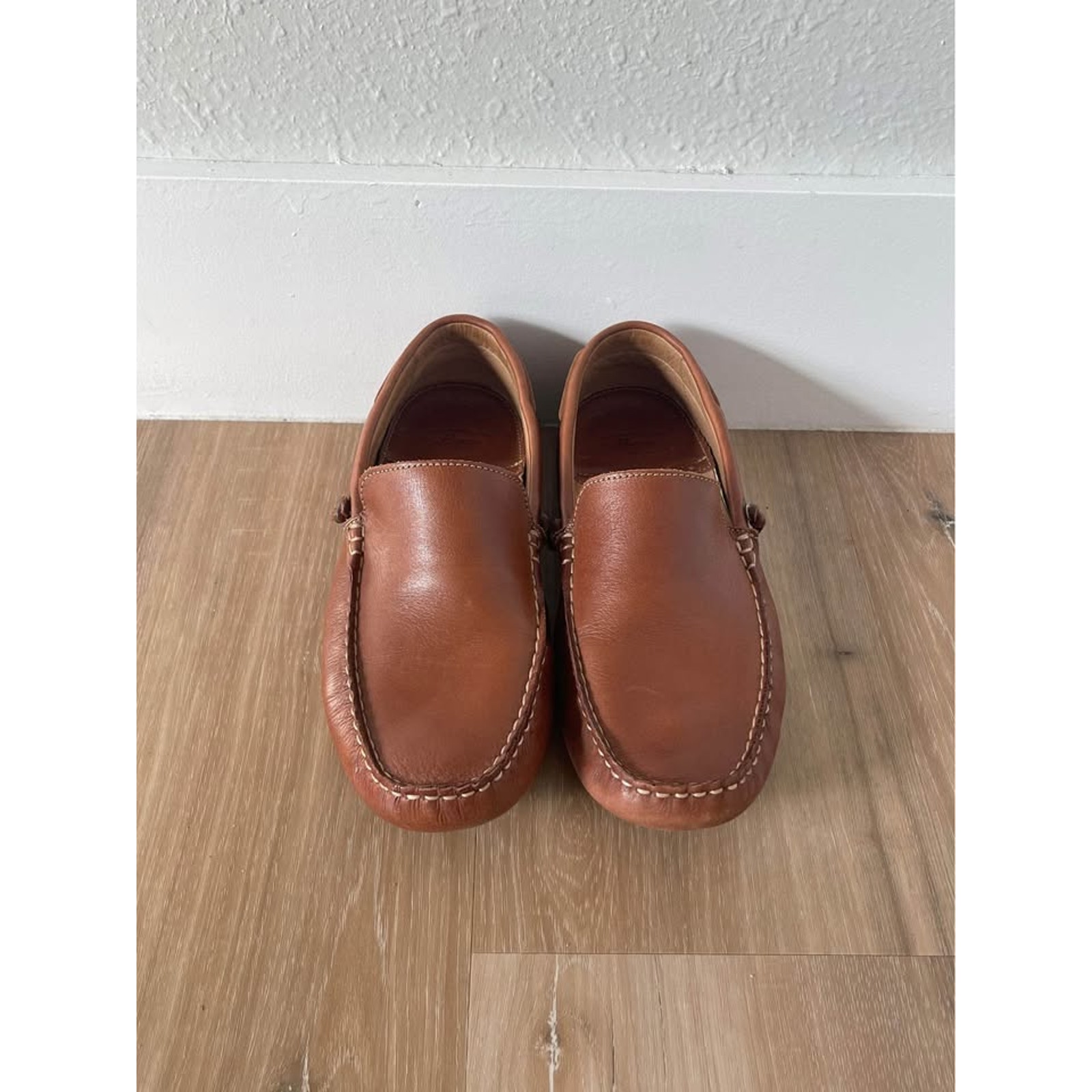 G.H. Bass & Co Leather Slip on Loafers Size 7.5