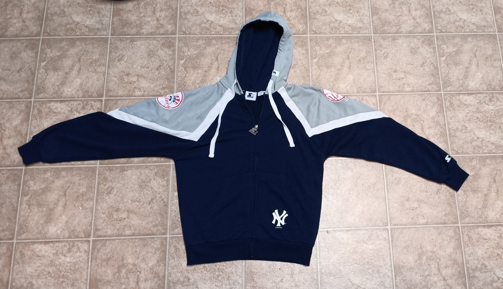 Women's New York Yankees Full Zip Starter Jacket