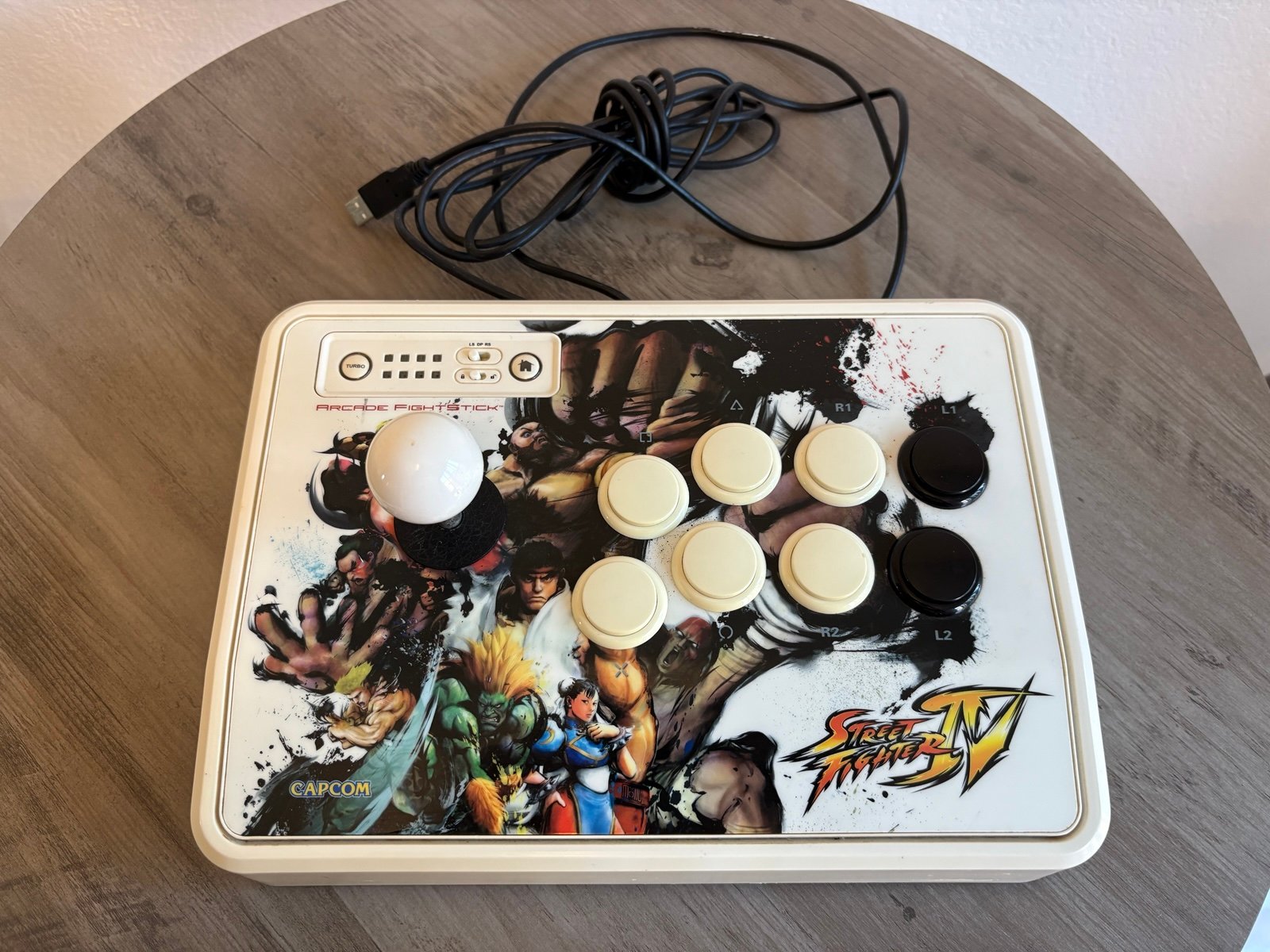 Street Fighter IV Arcade Fight Stick Mad Catz PS3 Capcom video game controller