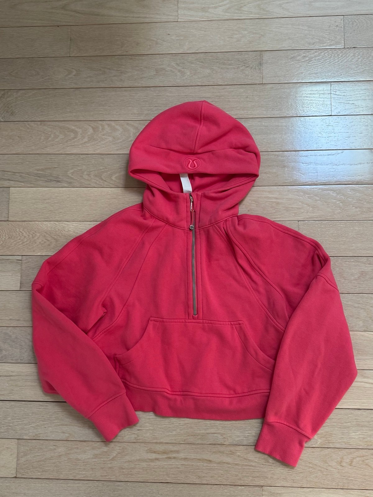 Lululemon scuba oversized hoodie lip gloss