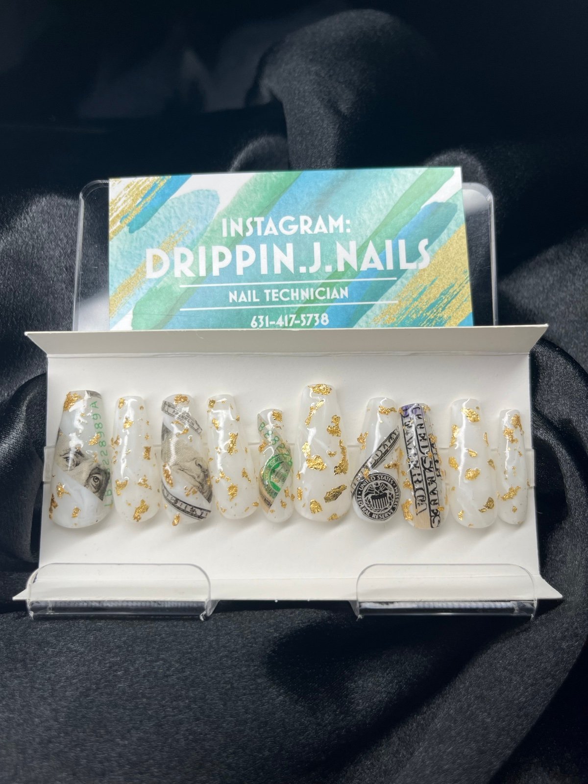 HANDMADE PRESS ON NAILS