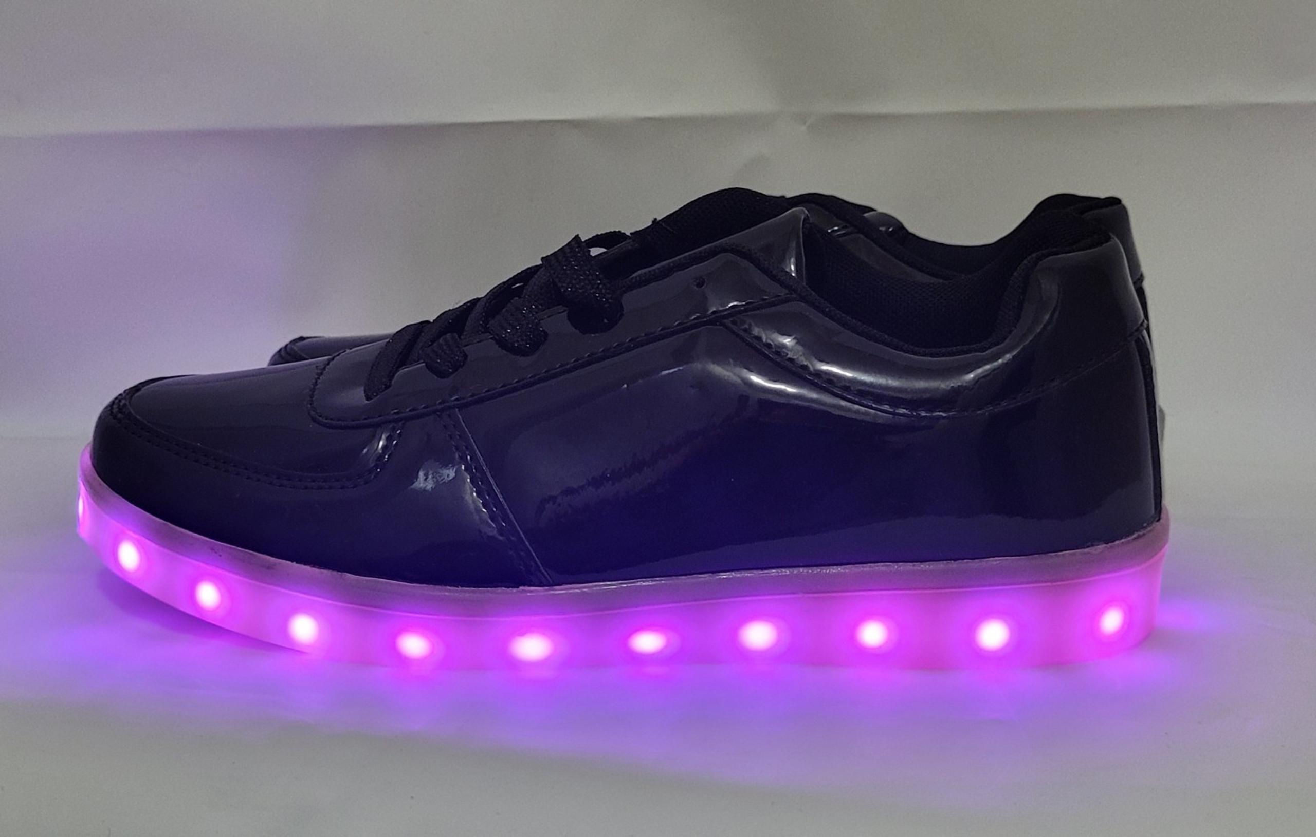 Forever 21 Light Up LED Light Black Patent Leather Sneakers Women 7 Rechargeable