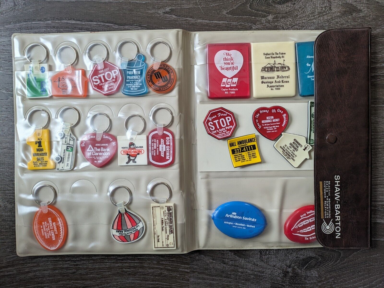 Vintage Shaw Barton Salesman Sample Folder Advertising Quikey Line Fobs Mirrors