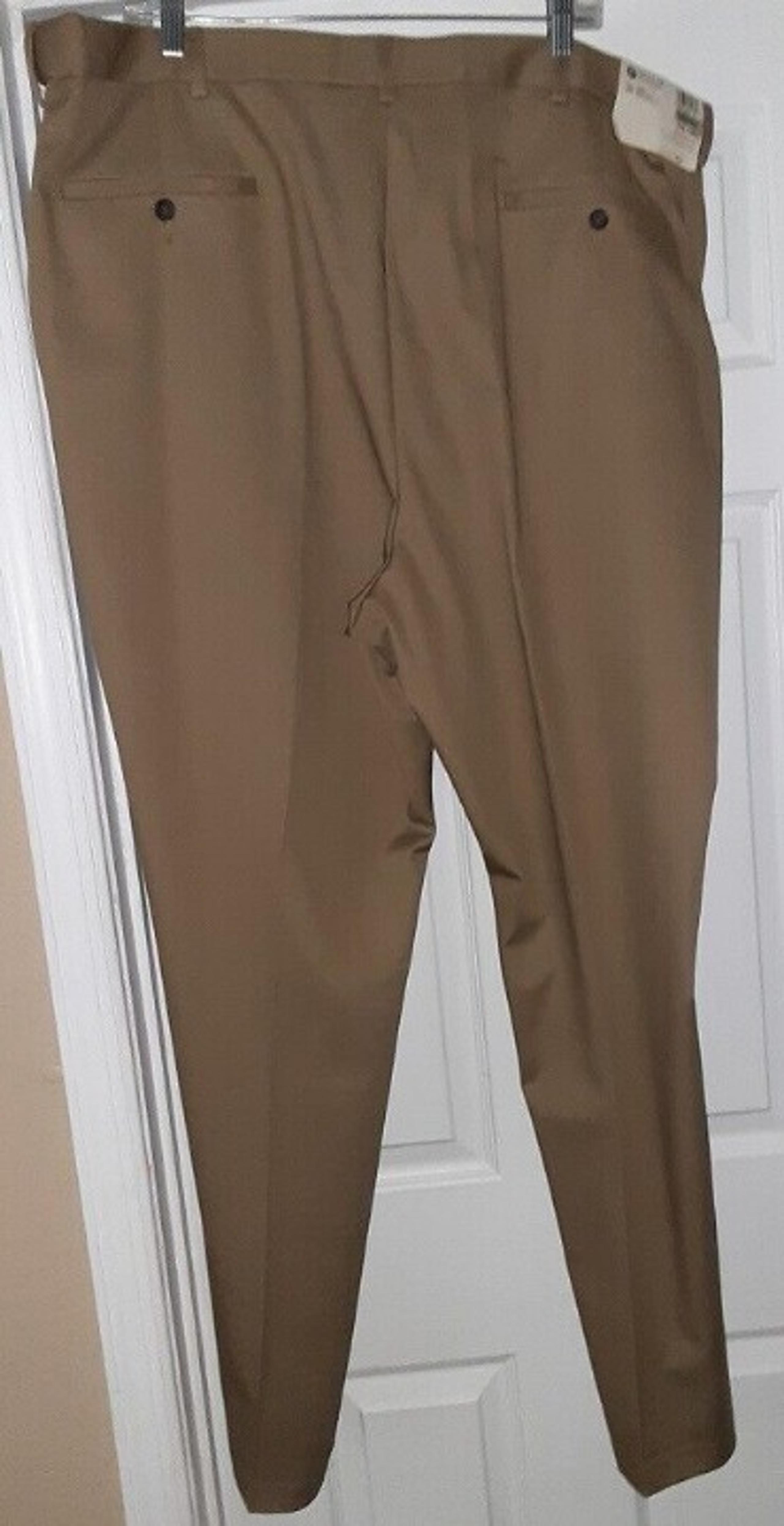 Haggar Big & Tall Premium No Iron Brown Khaki Size 44 X 34 Pants