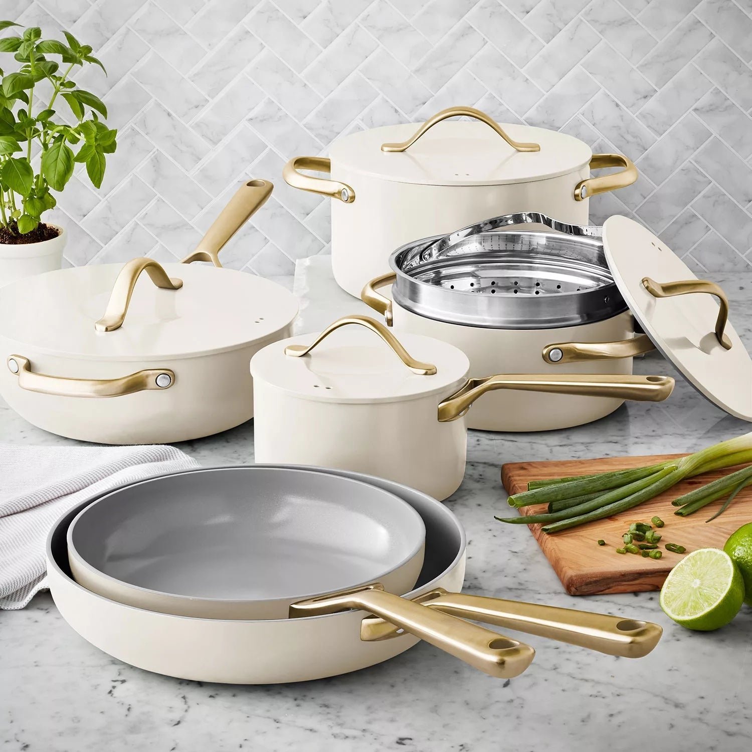 NIB Cream Member’s Mark 11 Piece Ceramic Cookware Set