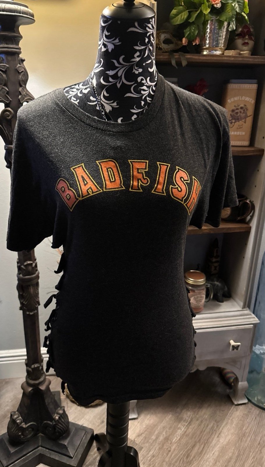 Bad fish vintage woman’s size medium shirt