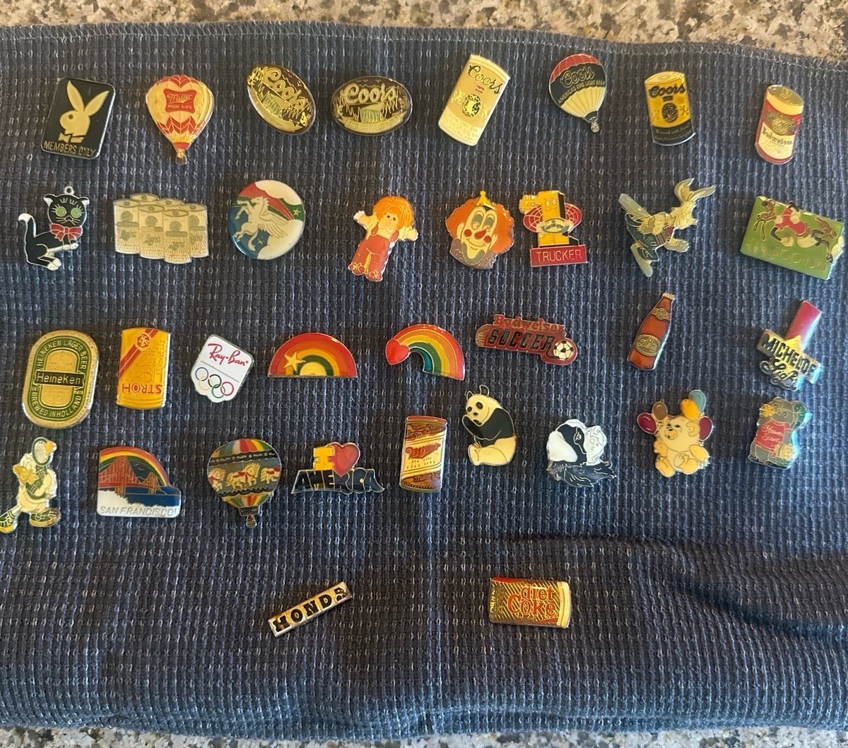 Lot of Vintage Pins