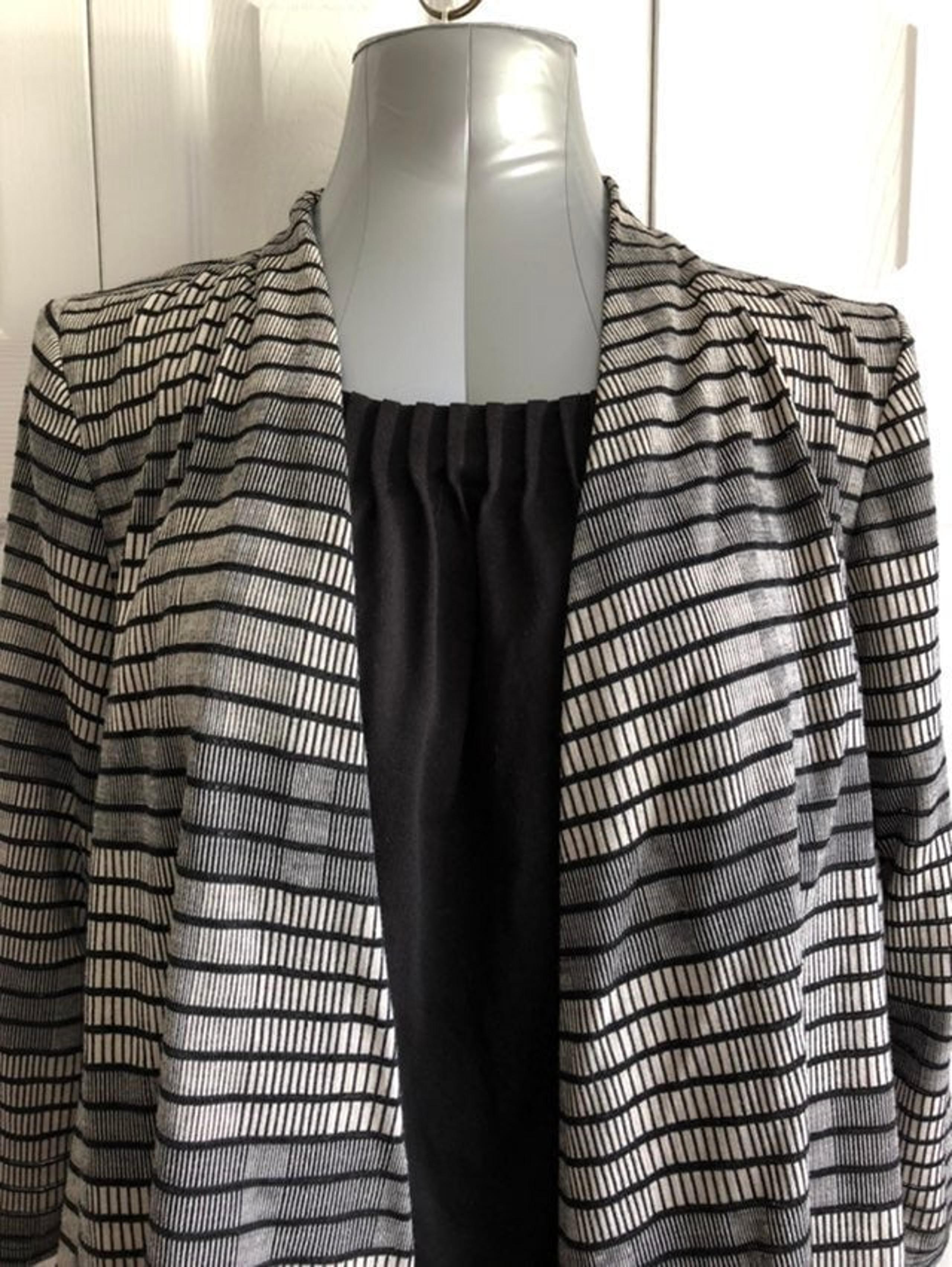 White Stag knit top Large