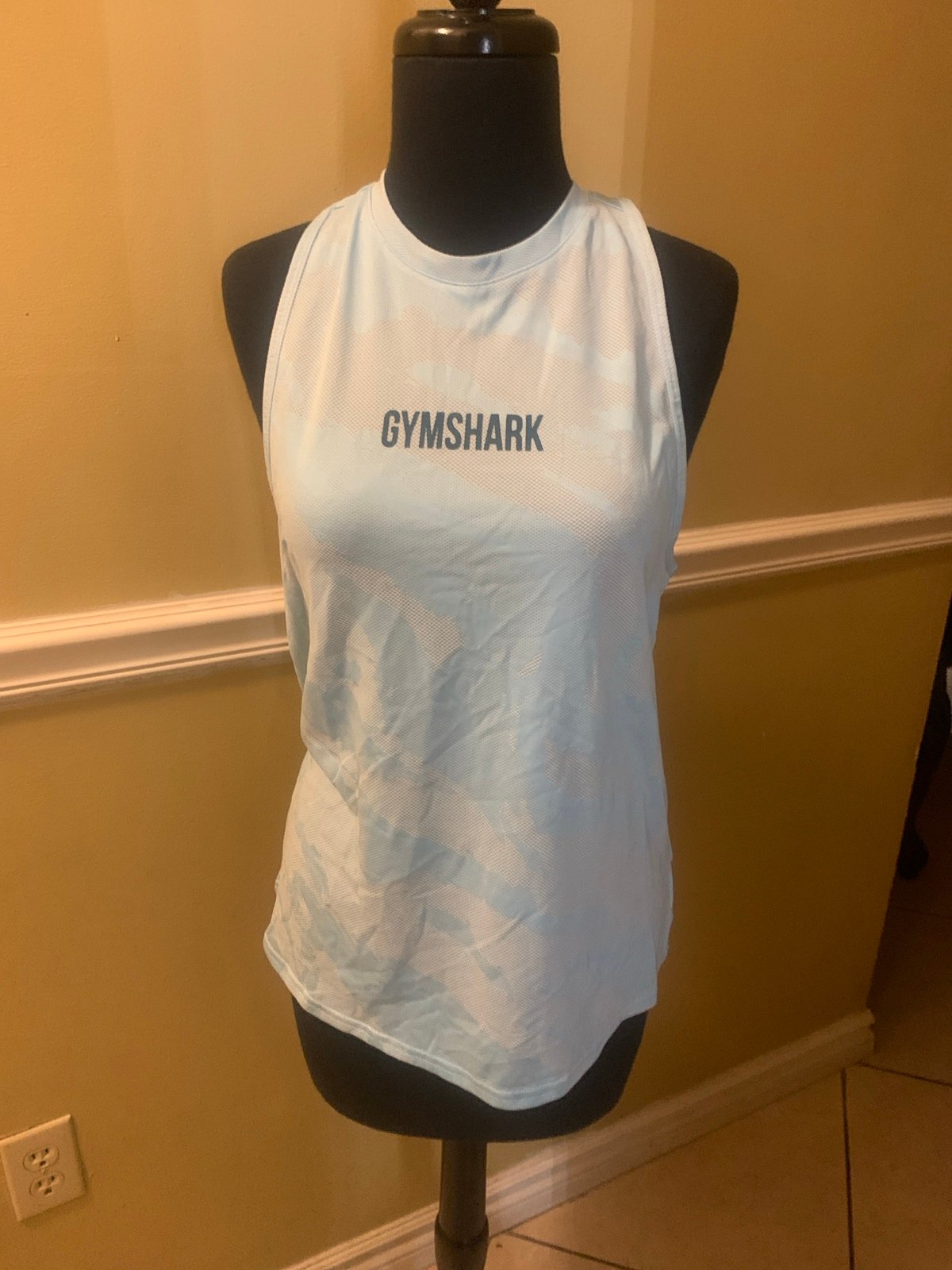 Gymshark tank top size small