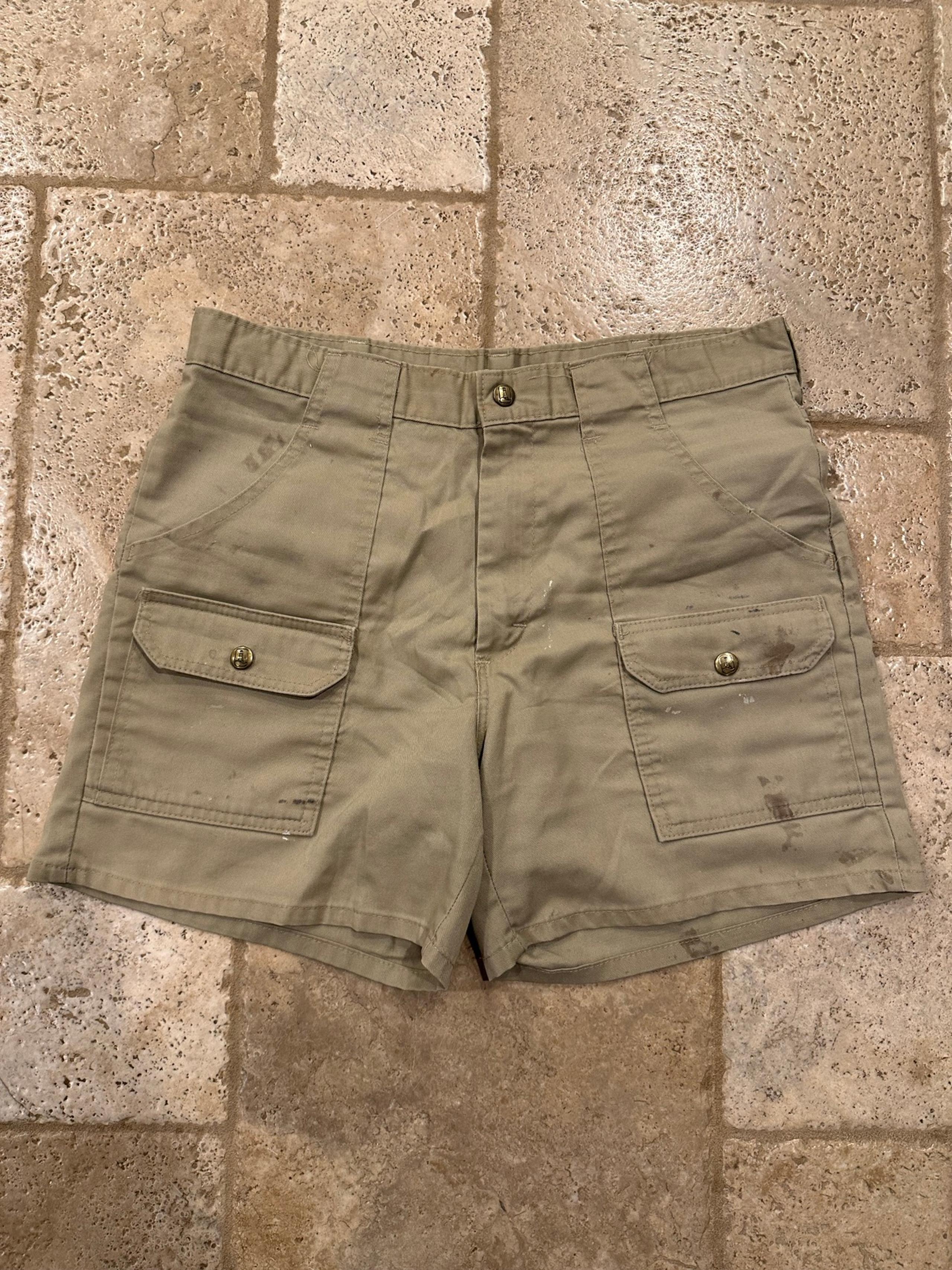 Vintage Land’s End Cargo Tan Painter’s Shorts