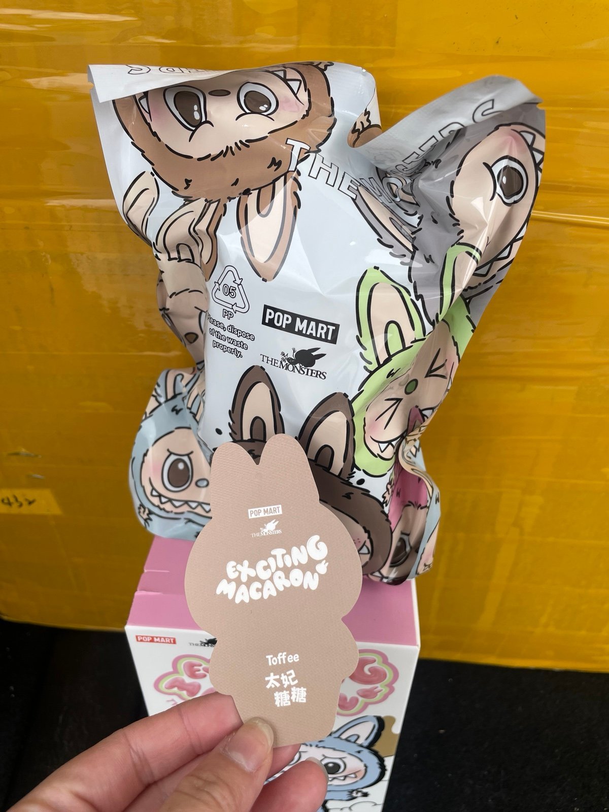 Toffee - THE MONSTERS - Exciting Macaron Vinyl Face Blind Box