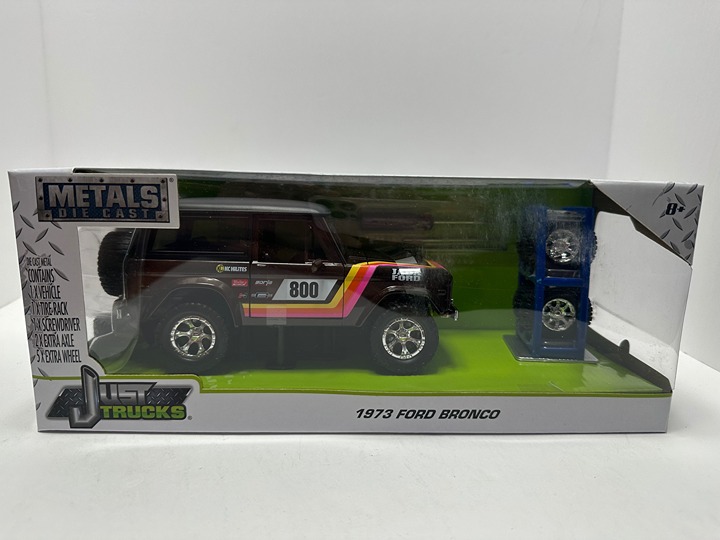 Metal JADA Just Truck 1:24 1973 Ford Bronco Brown 800 W/Tire Rack Diecast 30710