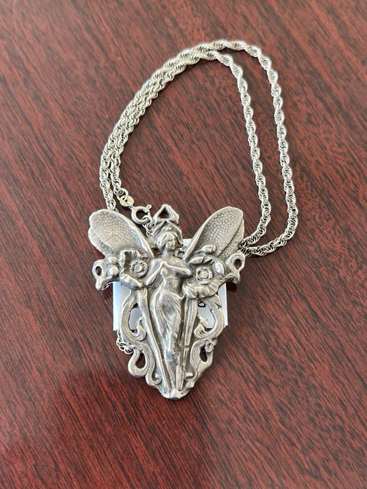 French Art Nouveau Necklace Pendant