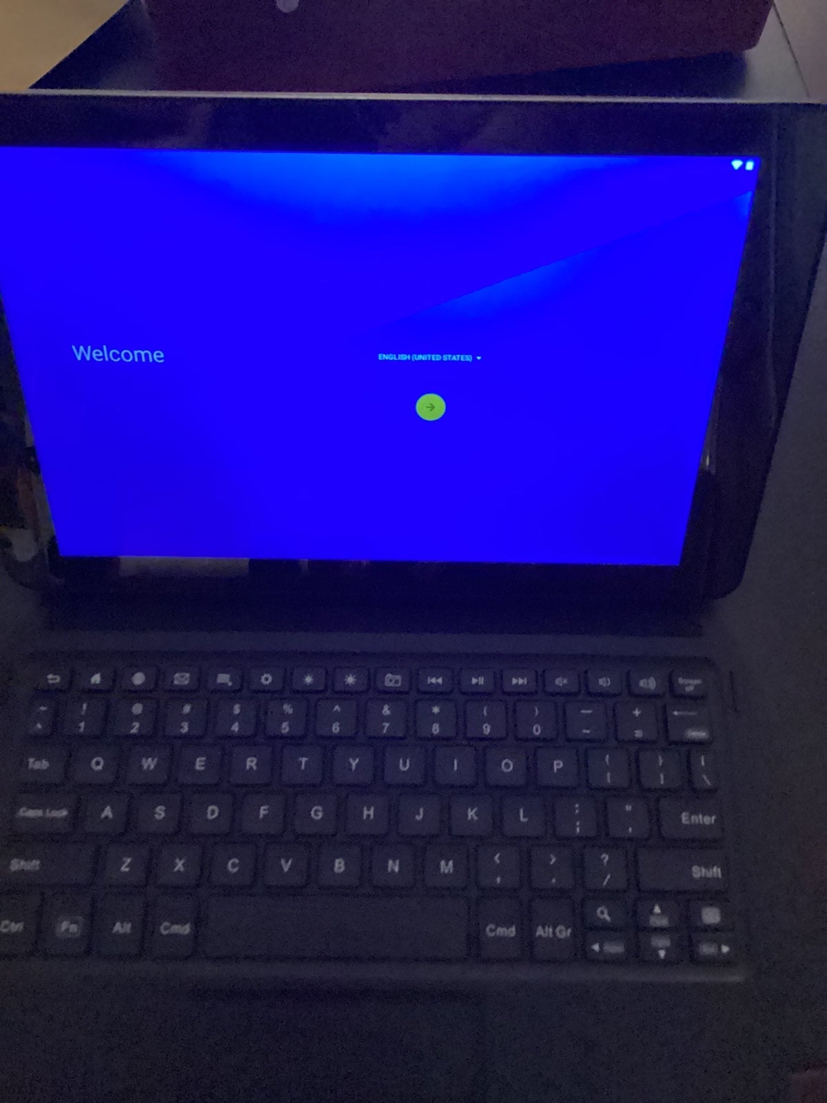 Store Laptop touch screen tablet 10in