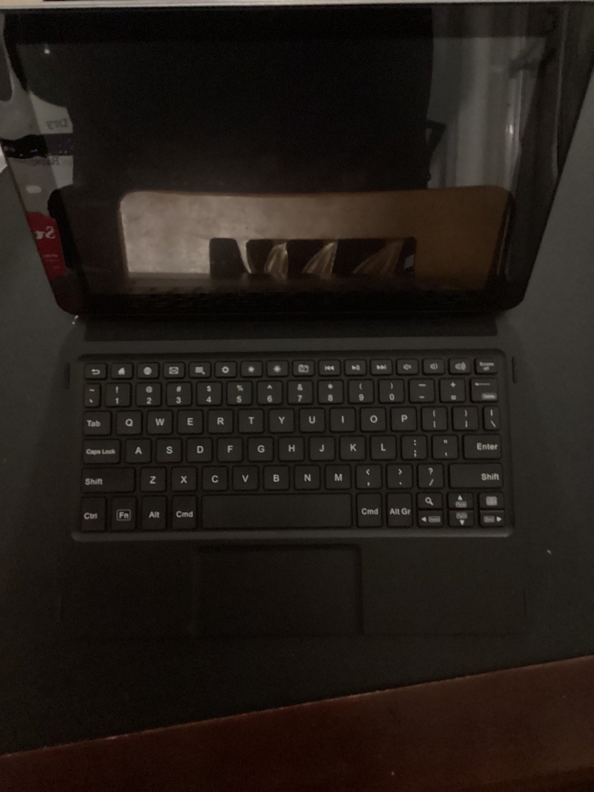 Store Laptop touch screen tablet 10in
