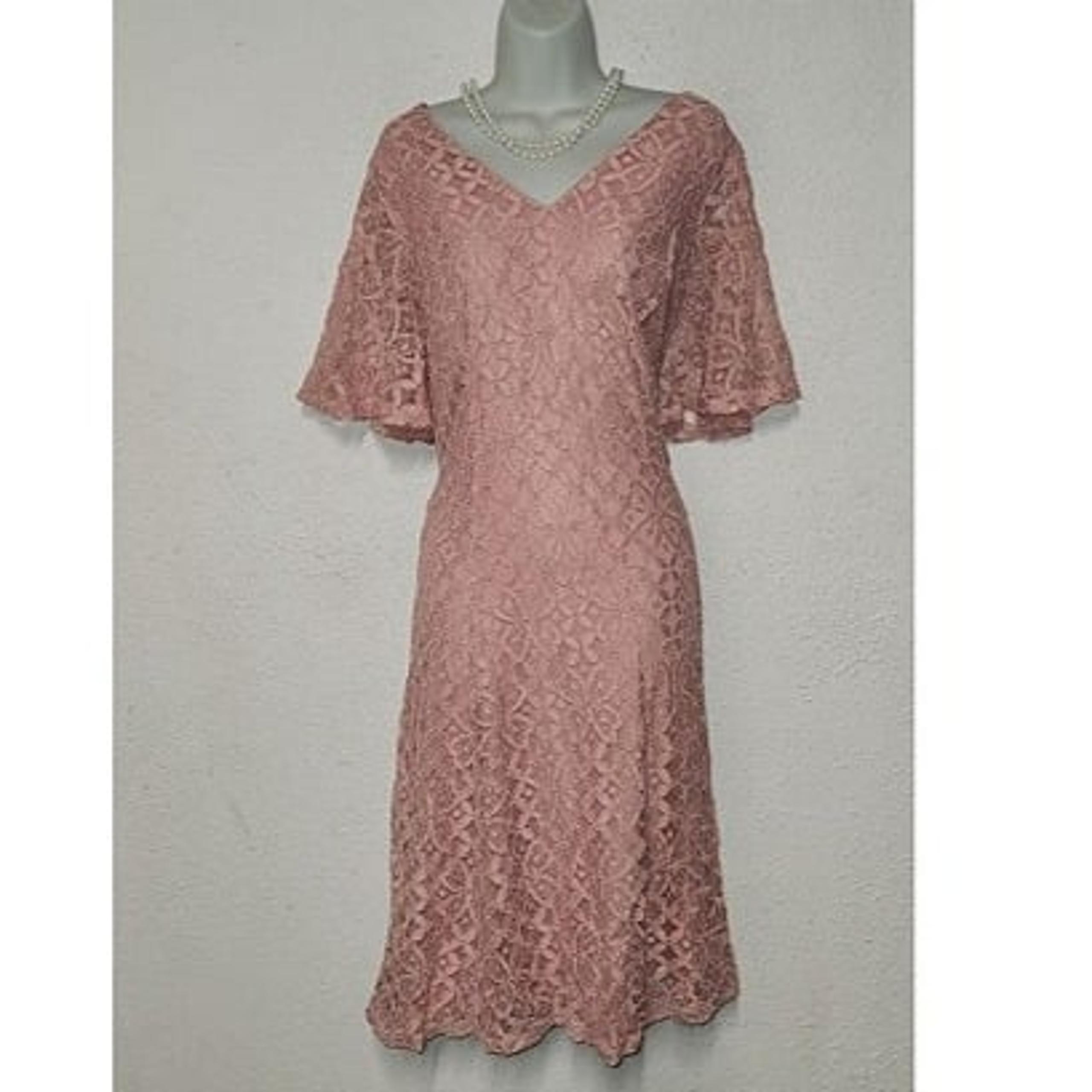 Lane Bryant ** beautiful Pink Lace lined dress in size 18/  NWT