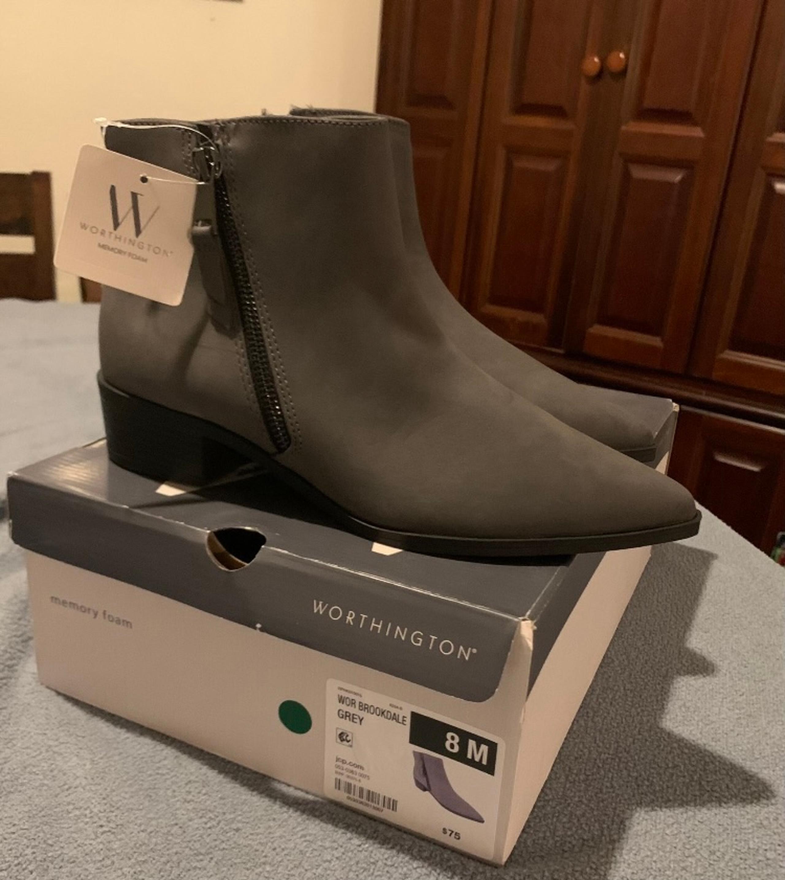 NEW Women’s Worthington Boots sz 8
