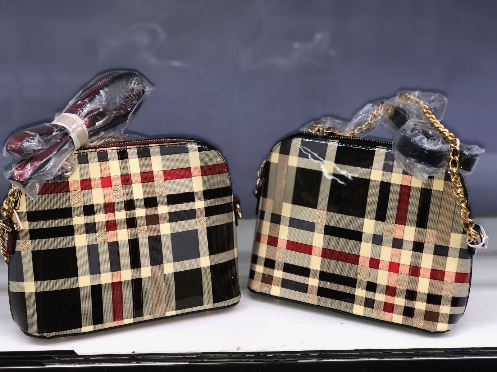 HANDBAG