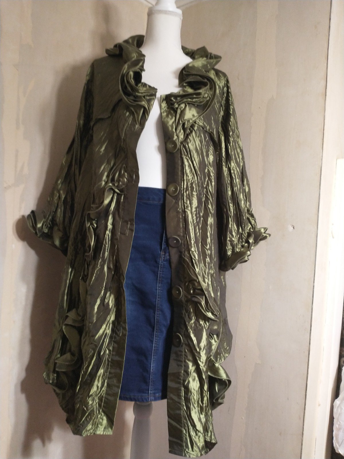 Pretty Angel Crinkle Silk Blend Button Front Jacket